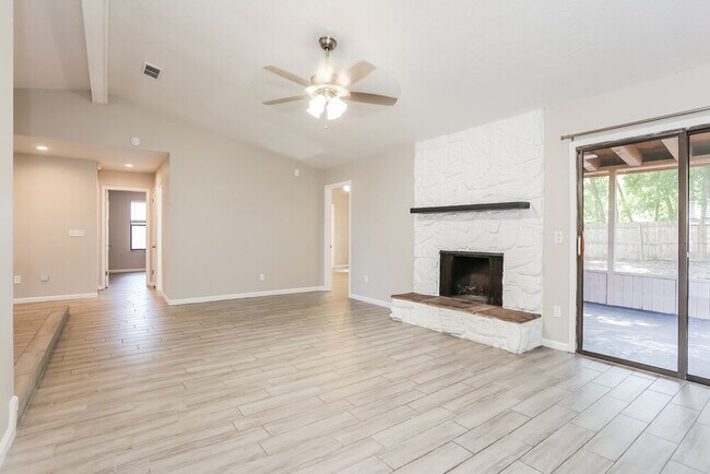 Building Photo - 10184 Indian Princess Rd W