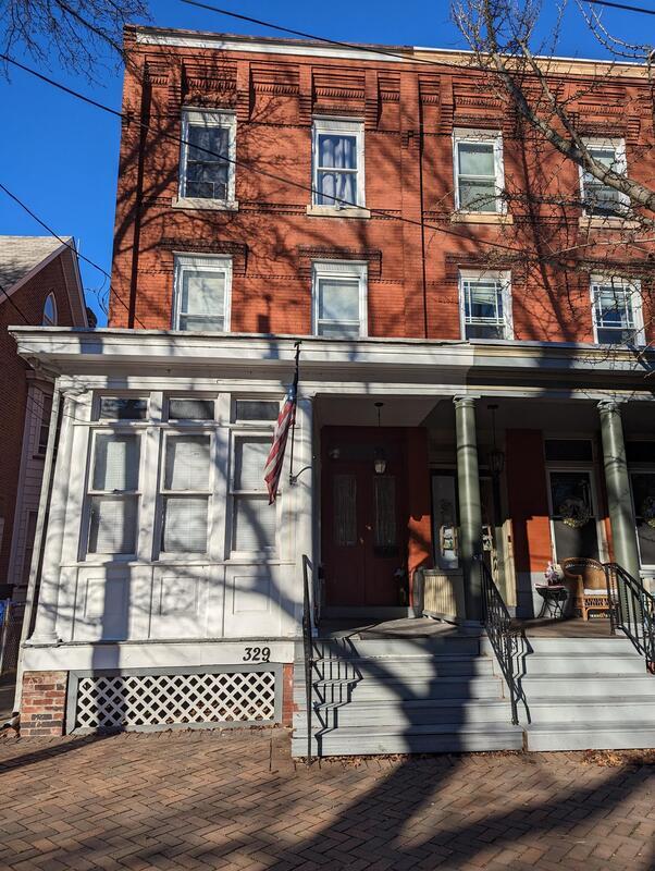 329 E Union St Unit 2, Burlington, NJ 08016 Condo for Rent in