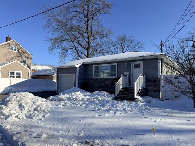 Building Photo - 2002 City Ave