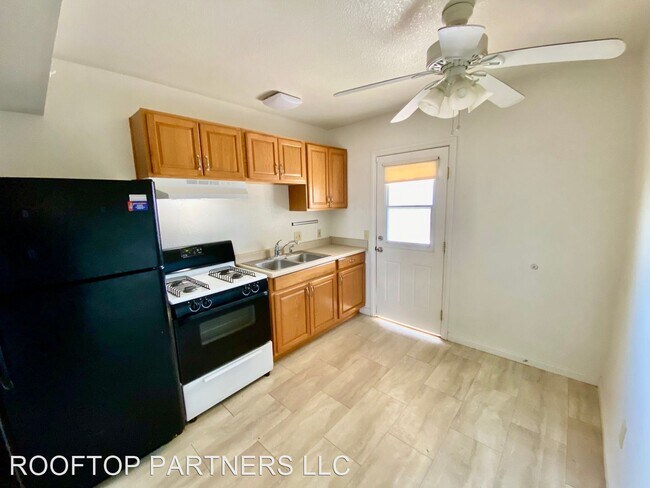 Building Photo - 3 br, 2 bath House - 7 E Ocean Avenue