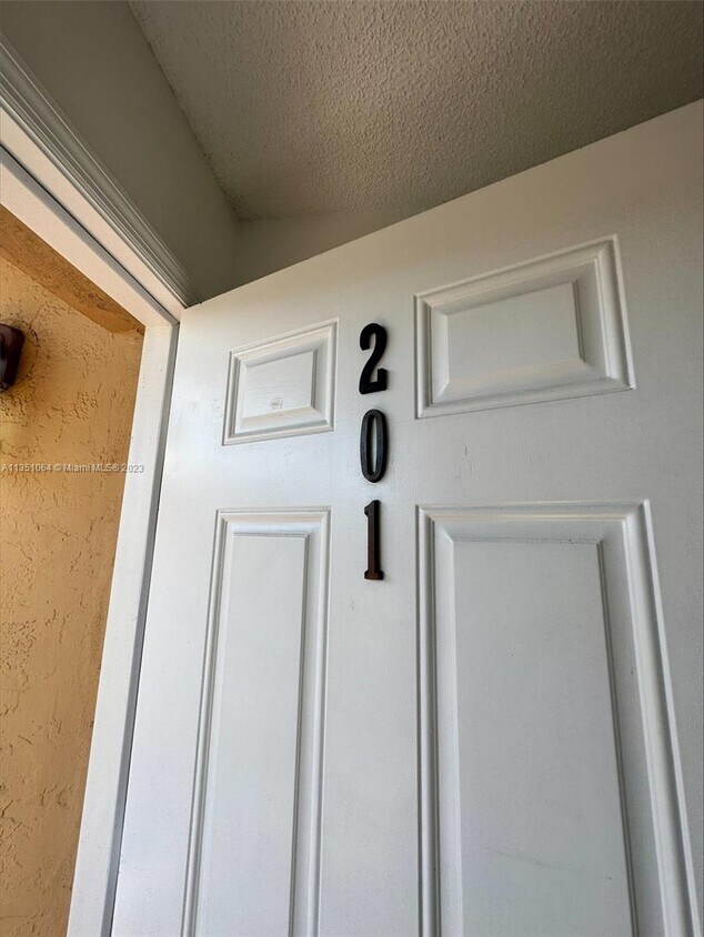Primary Photo - 6214 SW 131st Ct