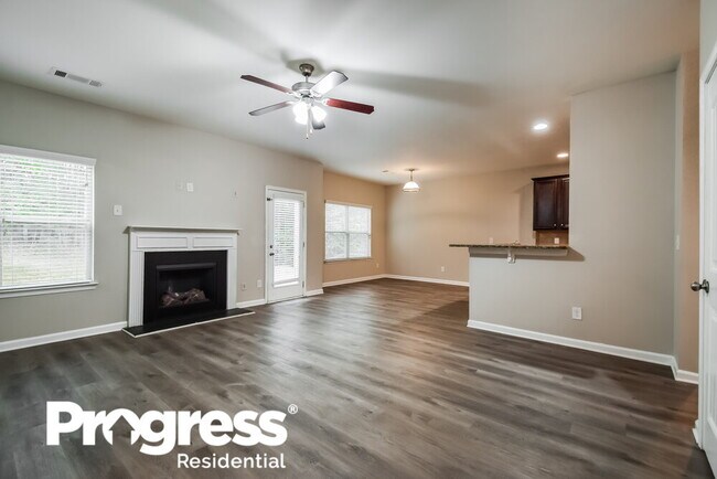 Foto del edificio - 6338 Oakwell Ct