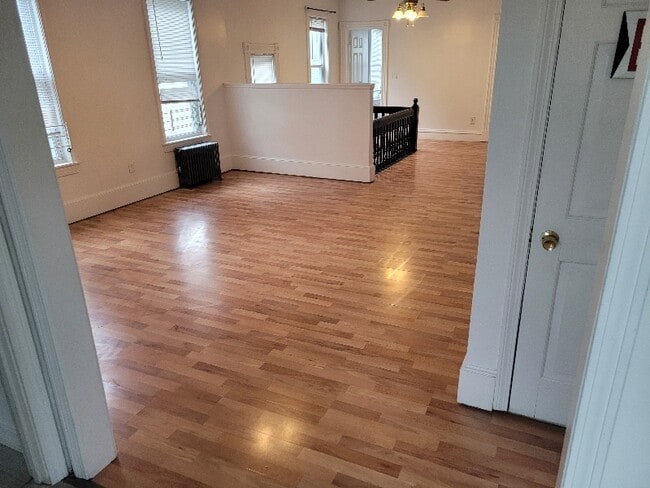 Building Photo - 6 Wachusett St