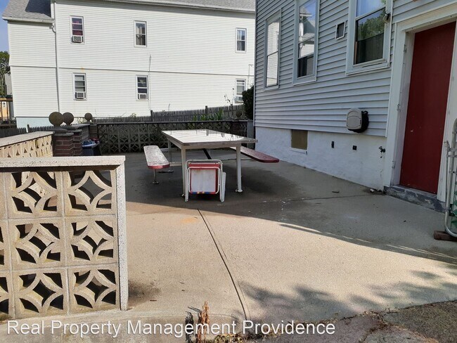 Building Photo - 3 br, 1 bath House - 101 Veazie Street