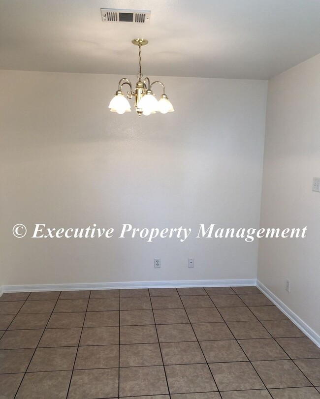 Building Photo - 1507 Golden Eagle Ct