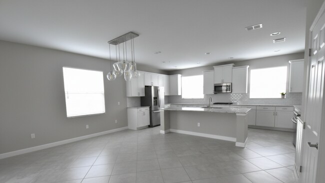 Foto del edificio - Spacious Townhome in Lake Mary’s Premier G...