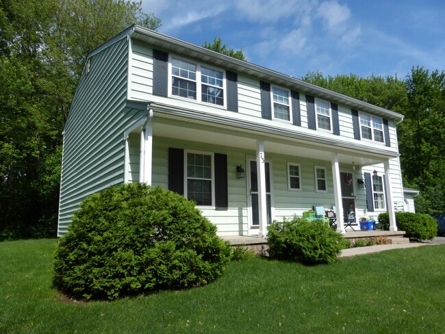 Building Photo - 73 Havenwood Holw