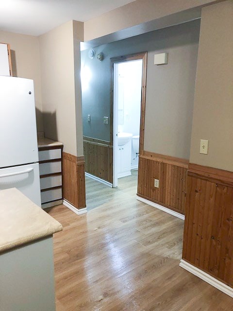 Photo du bâtiment - 139 River Ave