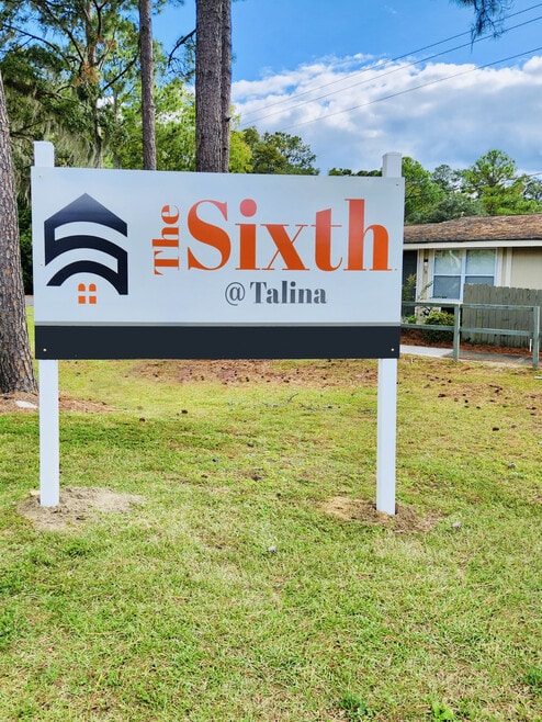 Building Photo - The 6 @ Talina