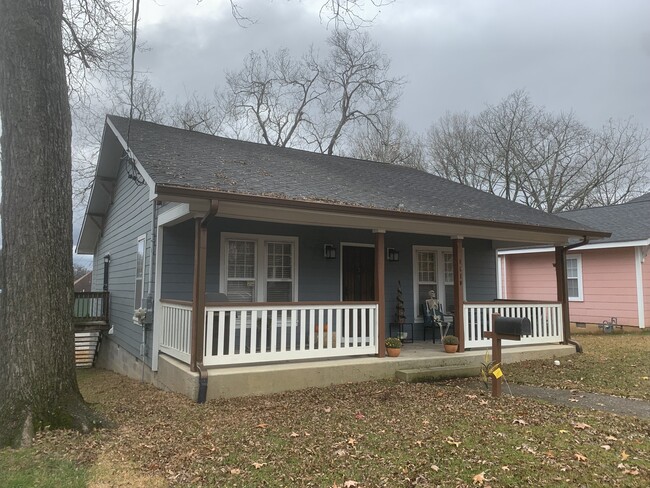 Building Photo - 1610 Kirby Ave