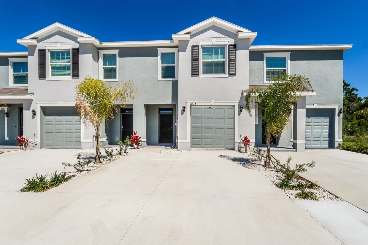 Foto principal - 11978 Stoneport Pl, Riverview, FL