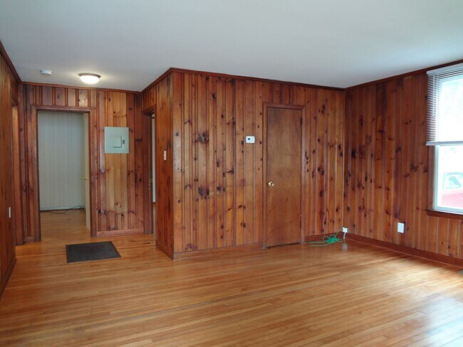 Foto del edificio - 434 S Greensboro St