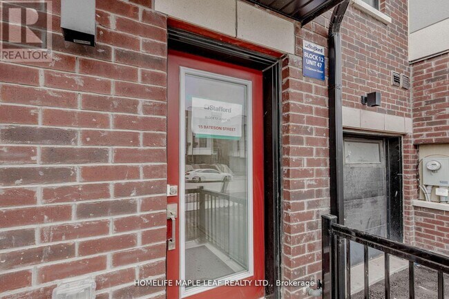 Building Photo - 15 Bateson St