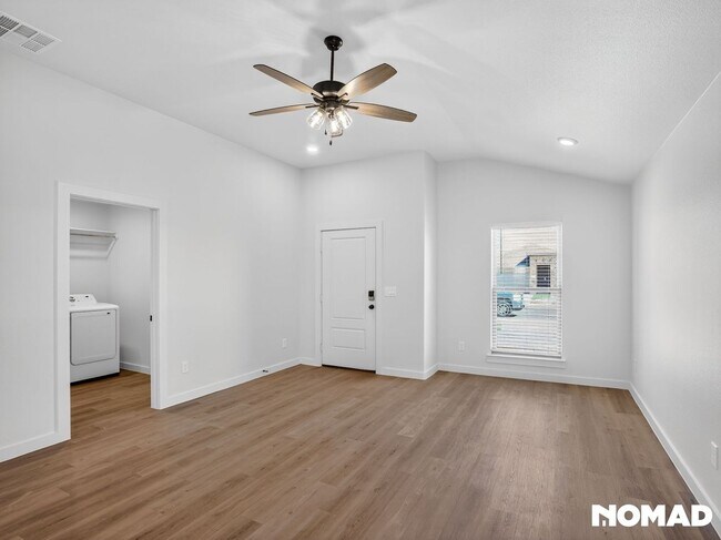 Foto del edificio - 2160 Langford Ave
