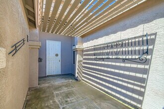 Building Photo - 46108 W Morning View Ln