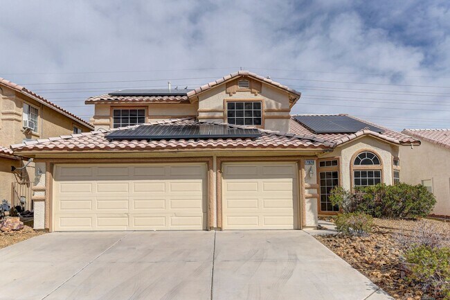 Foto del edificio - AMERICANA Property Mgmt - Great 2 story, 4 beds house with pool in Desert Shores