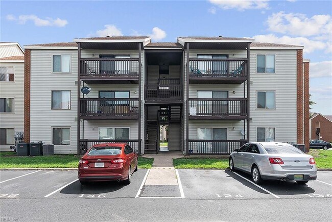 Foto del edificio - 144 Haverford Ct