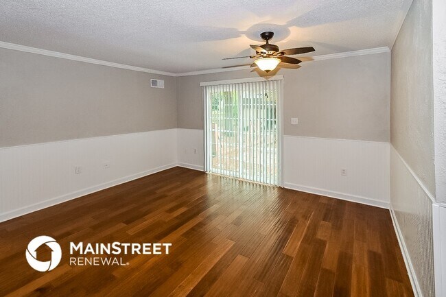 Foto del edificio - 3087 Newmarket Dr