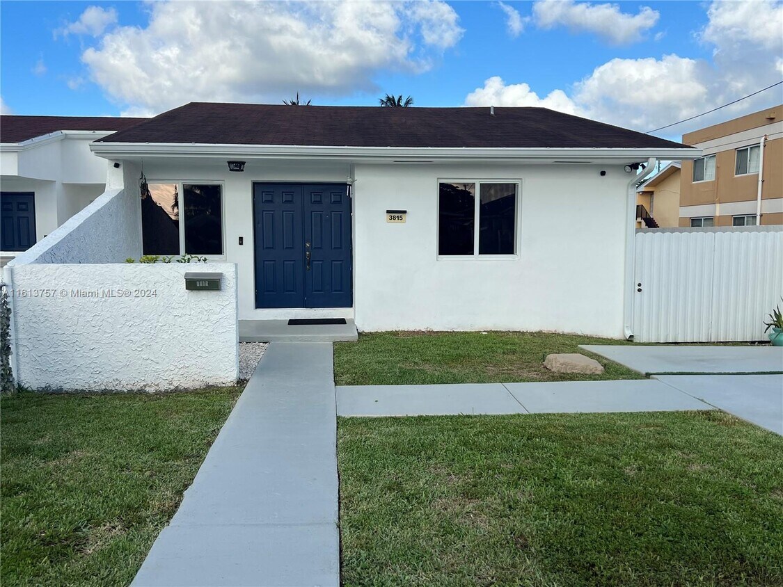 Primary Photo - 3815 SW 89th Ave