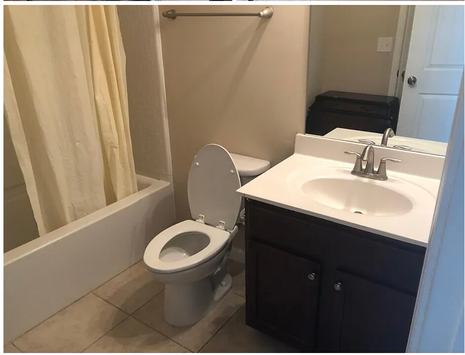 Foto del edificio - 904 Rose Way