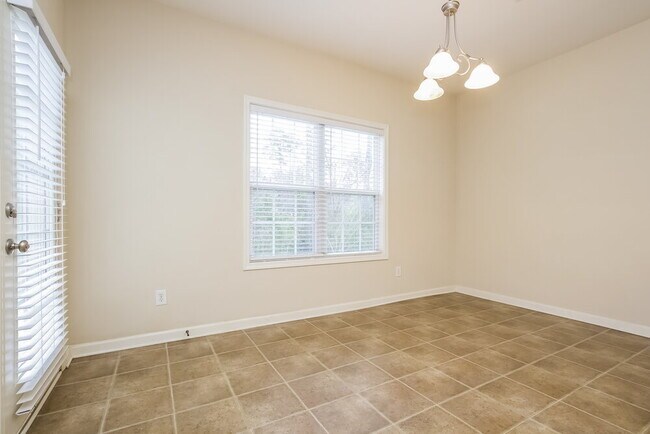 Foto del edificio - 2140 Copper Trail Ln NE