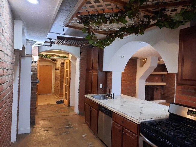 Building Photo - 3727 W 159th St