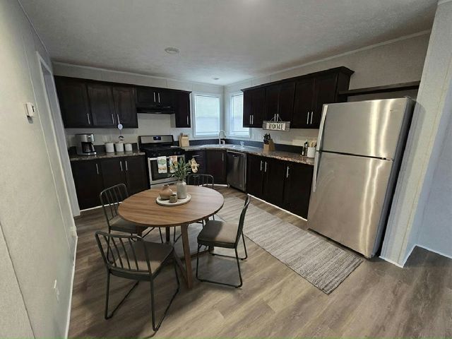 Foto del edificio - 824 MacBeth Cir