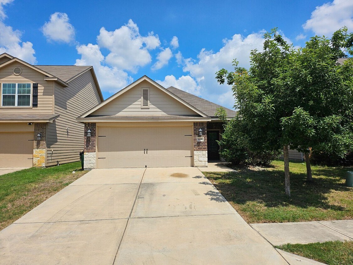 1616 Breanna Ln, Kyle, TX 78640 House Rental in Kyle, TX