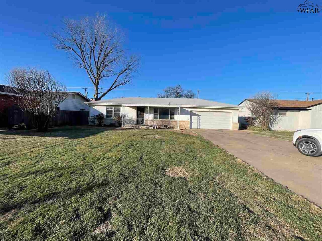 2016 Allen Rd, Wichita Falls, TX 76309 House Rental in Wichita Falls