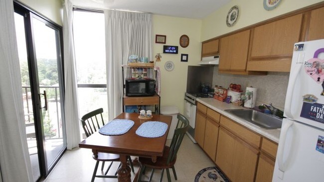 Campbell Stone In Sandy Springs Apartments Atlanta Ga Apartments Com