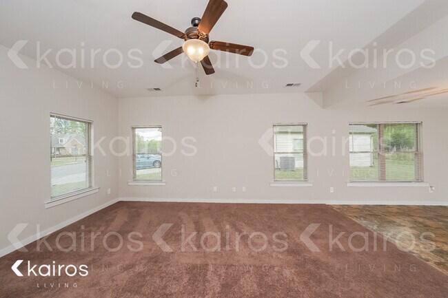 Foto del edificio - 137 Shiloh Creek Drive