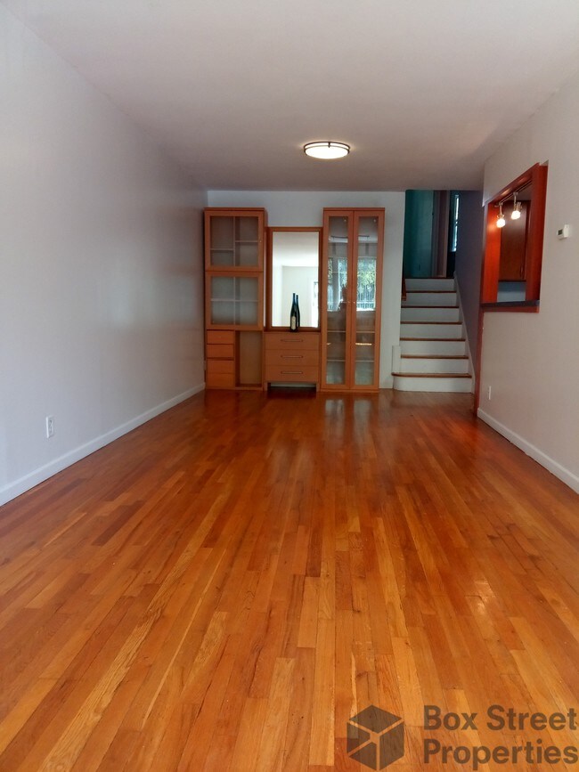 Building Photo - 253 Newkirk Ave