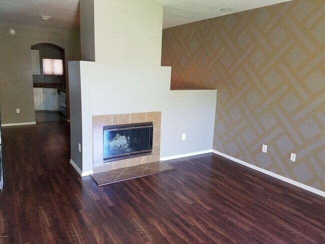 Foto del edificio - Stunning 2-bedroom 2-bath Condo with a 1 car garage