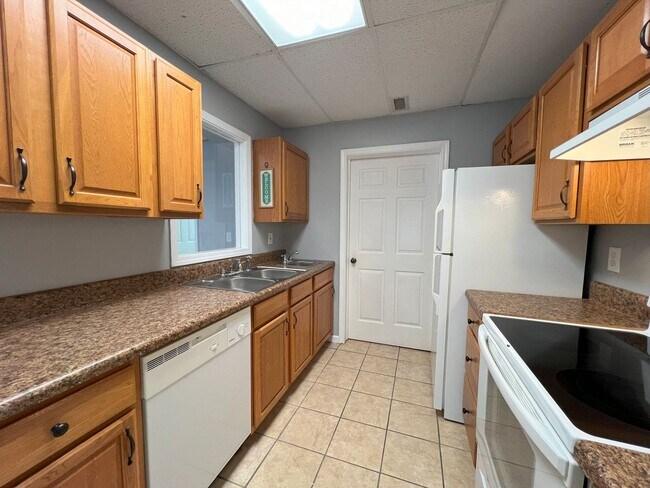 Building Photo - Knob Creek Apartment