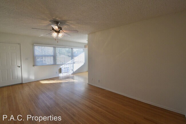 Building Photo - 1 br, 1 bath Apartment - 5915 Fair Avenue ...