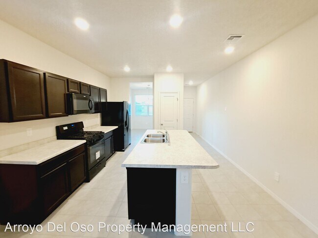 Foto del edificio - 3 br, 2 bath House - 710 Desert Senna Ave SW