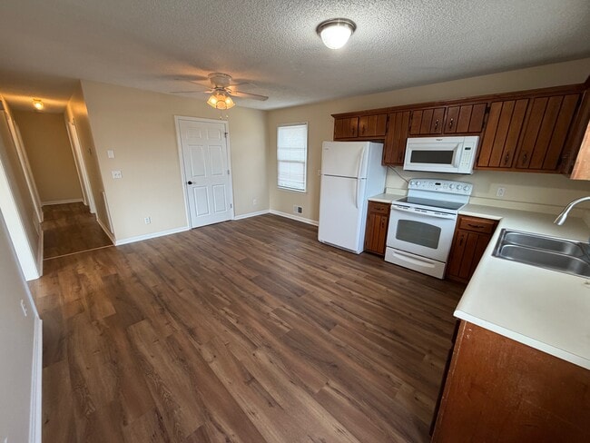 Foto del edificio - 2291 Plum Run Rd