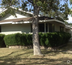 Building Photo - 1322 Topaz Way