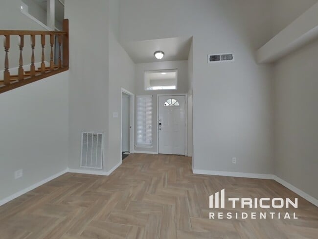 Building Photo - 13603 Lynnville Dr