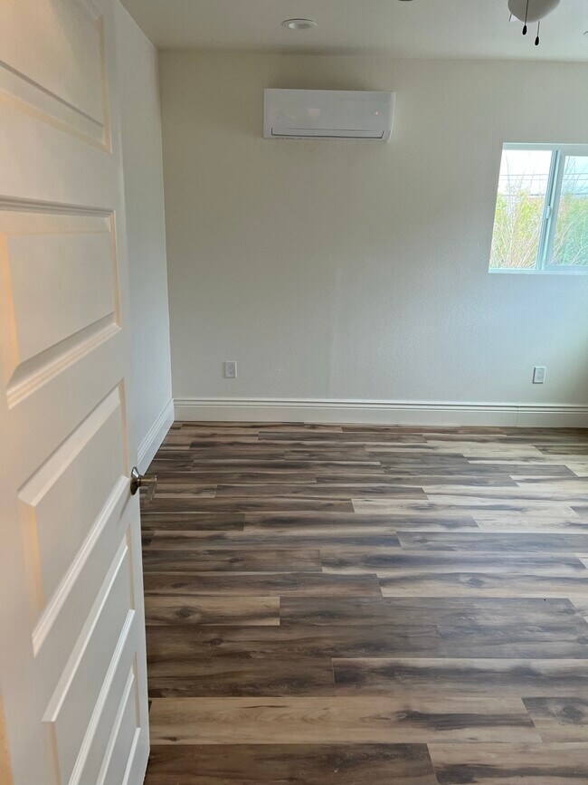 Building Photo - 4701 16th Ave