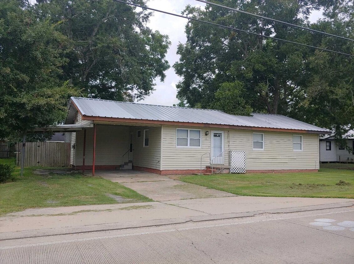Foto principal - 1715 N Cutting Ave