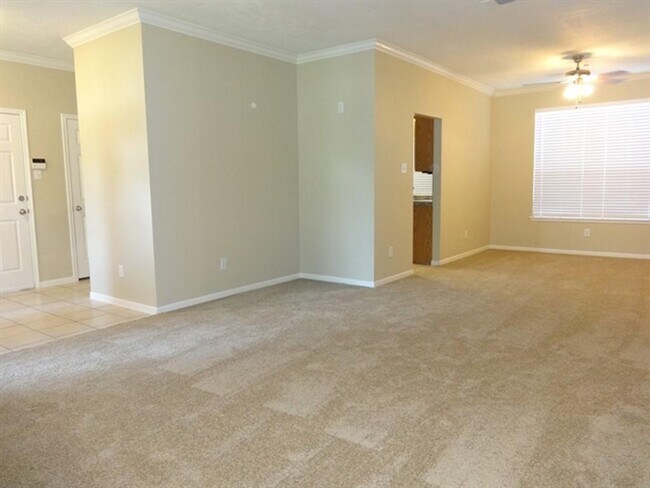 Building Photo - 14614 Twisted Pecan Ct
