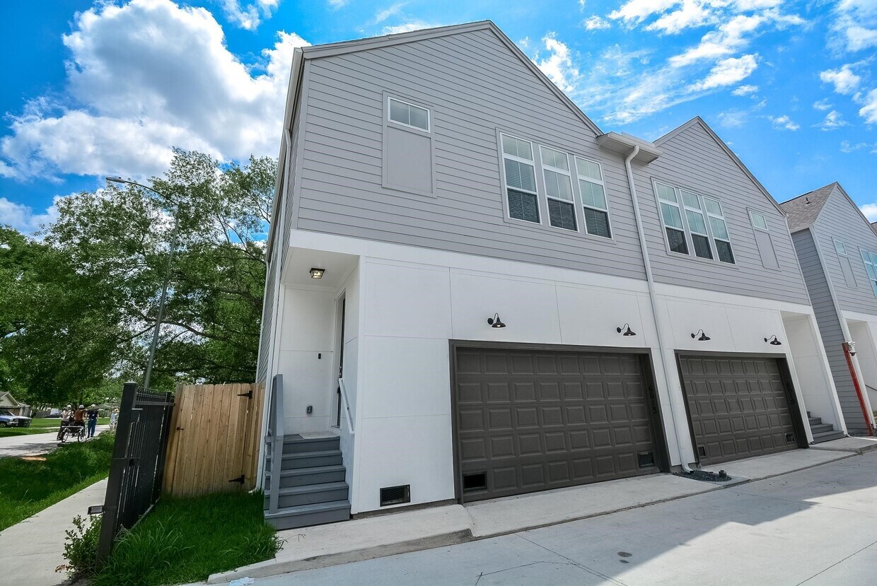 Foto principal - 6017 Cypress St