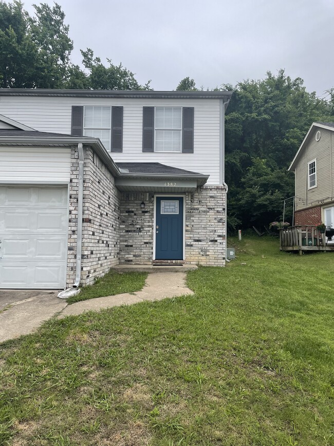 Building Photo - 1382 N Dawn Dr
