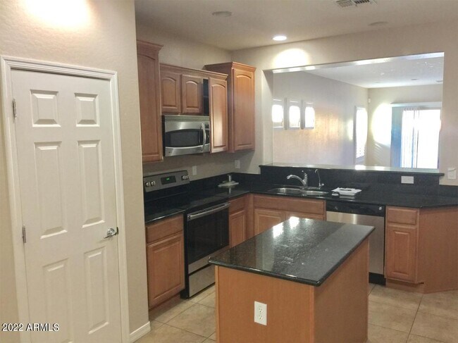 Foto del edificio - 27021 N 51st Ln