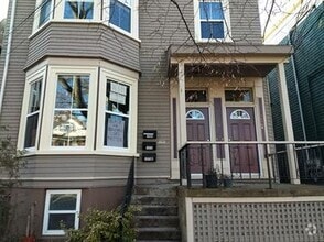 Building Photo - 1568 Walnut St
