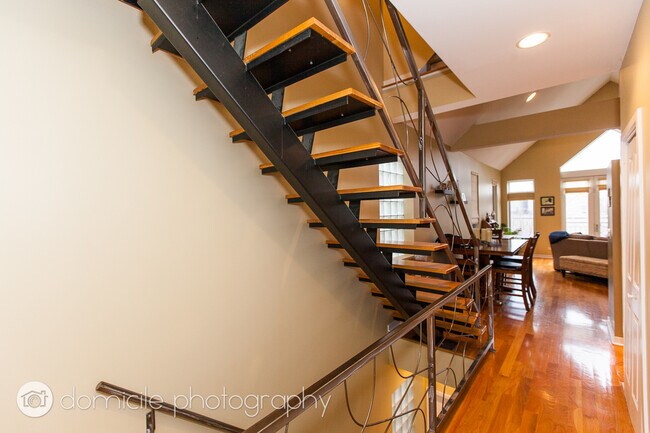 Foto del edificio - 928 N Wood St