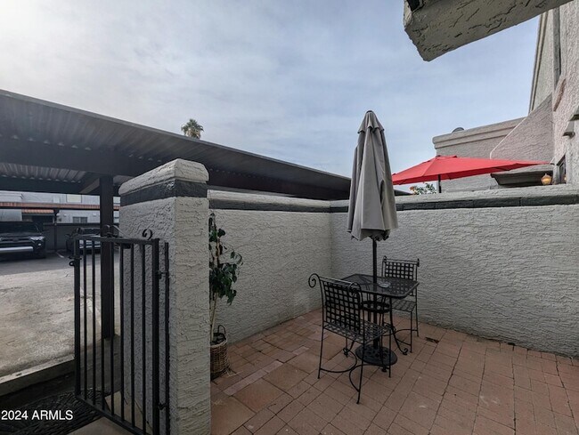 Foto del edificio - 18239 N 40th St