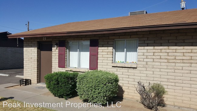 Foto del edificio - 1626 W Desert Cove Ave