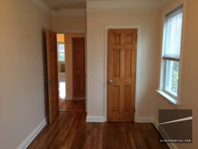 Building Photo - 2264 47th St